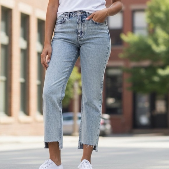 Rag & Bone Light Wash Women's Jeans, size 28 - Picture 1 of 10